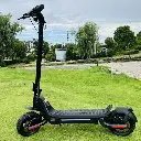 xmax-pro-elektrische-step-dual-motor.webp